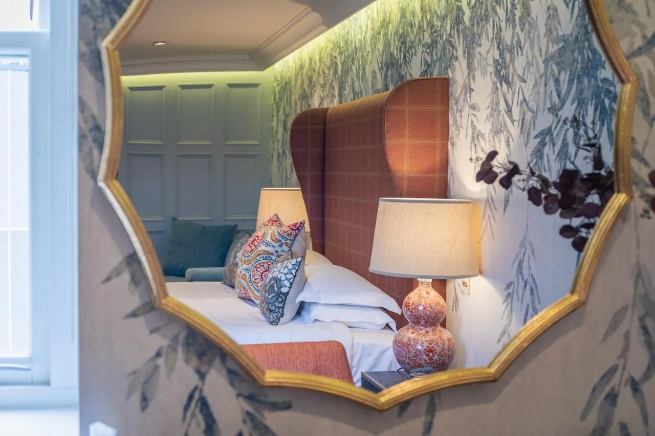 Hotel The Raeburn Edinburgh 4*,